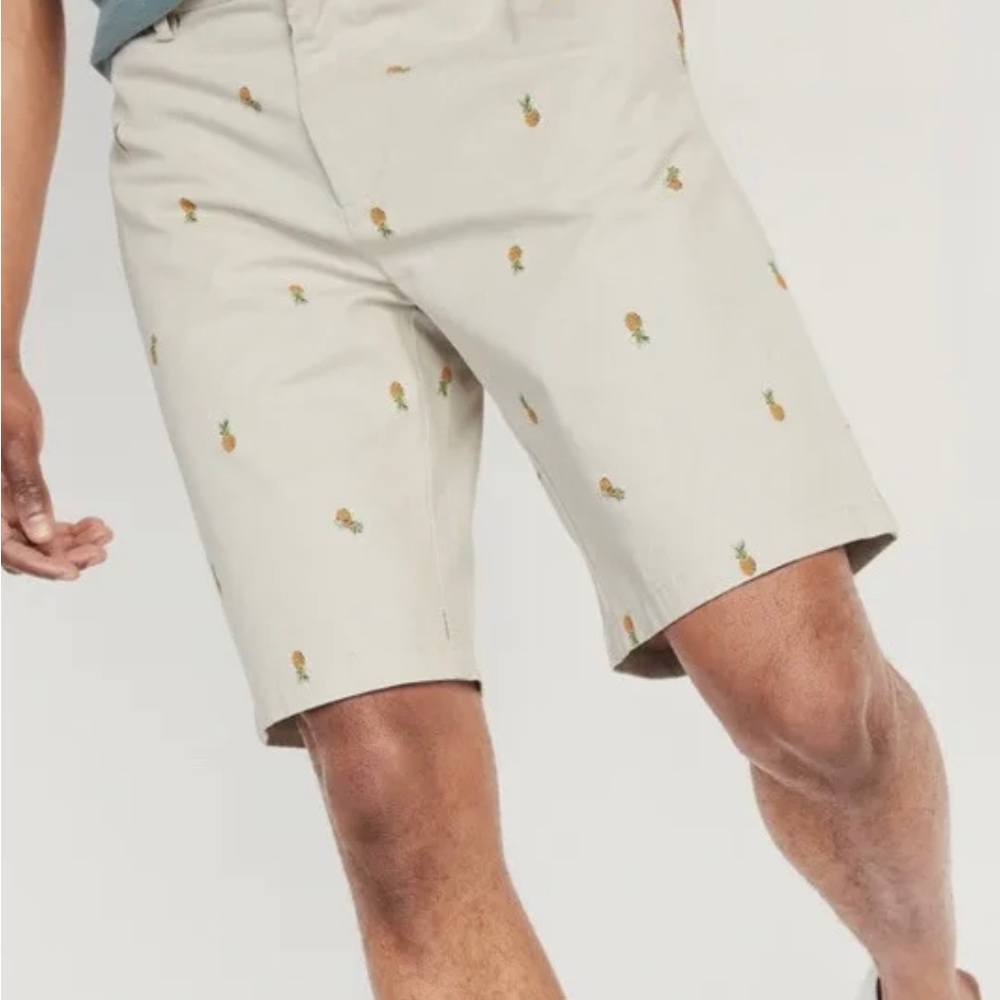 🖤Old Navy Men's Built In Flex Ultimate Slim Pineapple Theme Shorts Size 38